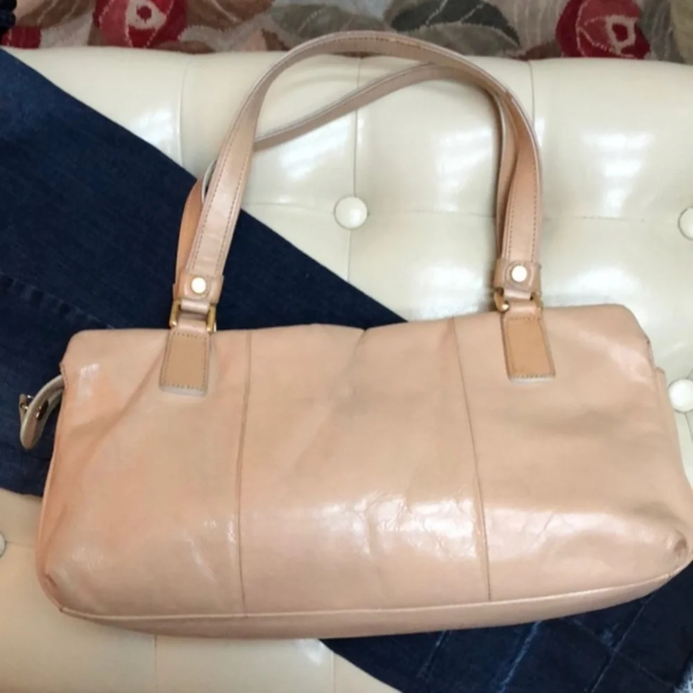 Vintage Hilfiger genuine “loved leather” utility handbag, zip top